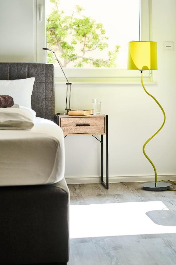 Primera Zimmer Mit Gemeinschaftsbad Singen Buitenkant foto